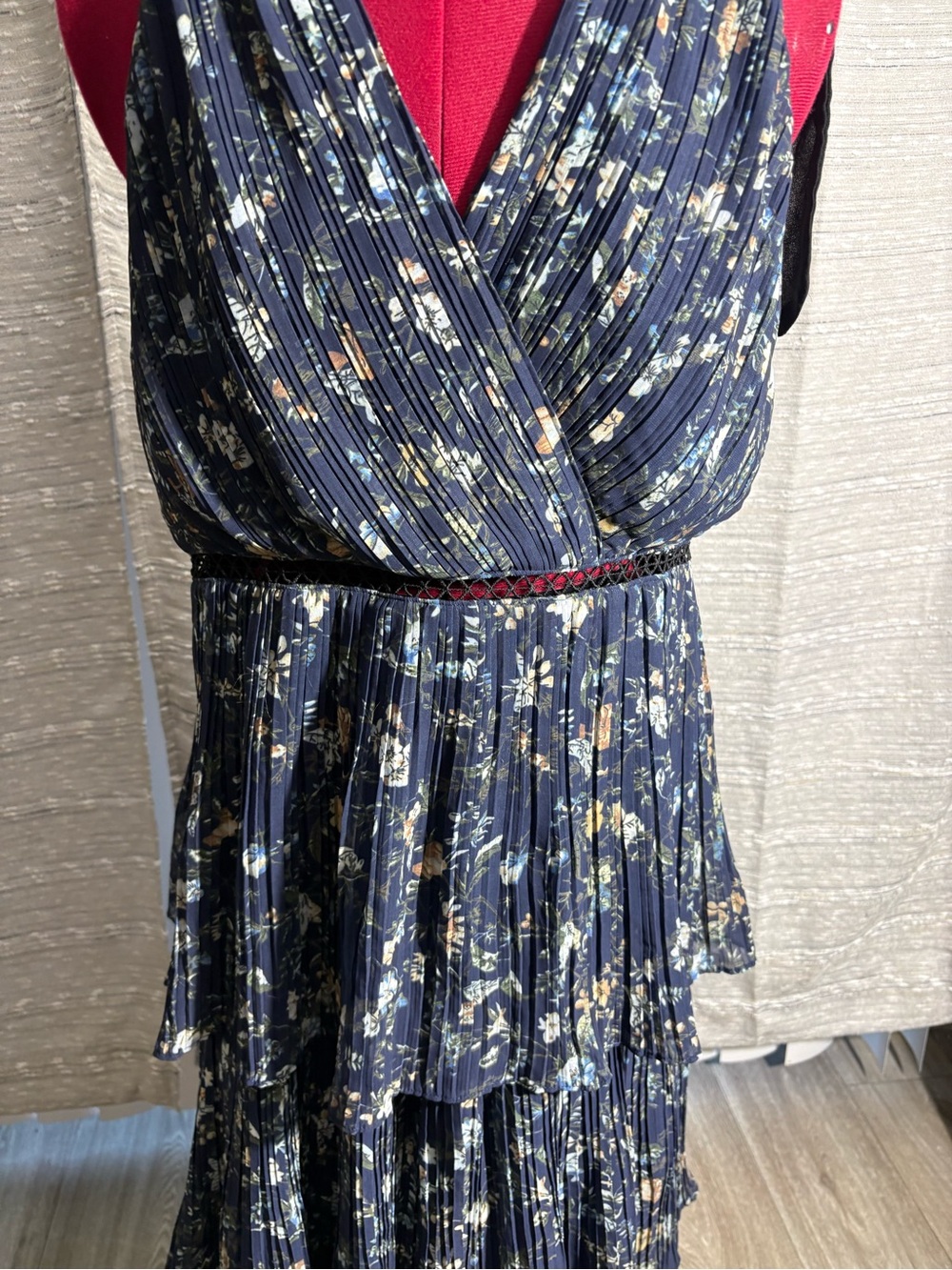Lulu's Navy Floral One-Shoulder Pleated Maxi Dress